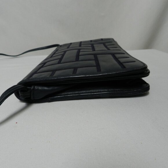 Anne Klein Calderon Vintage Quilted Leather Embroider Shoulder Bag Purse Clutch - Picture 7 of 15